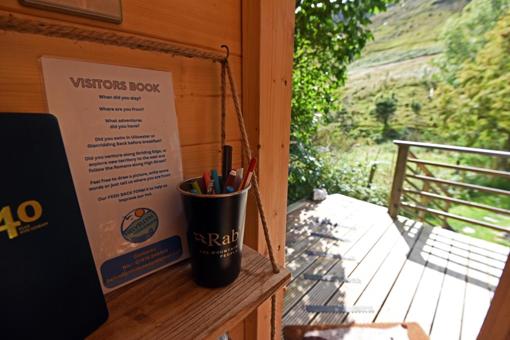 Helvellyn - The Hut - Twin Or Double Hotel Glenridding Ngoại thất bức ảnh
